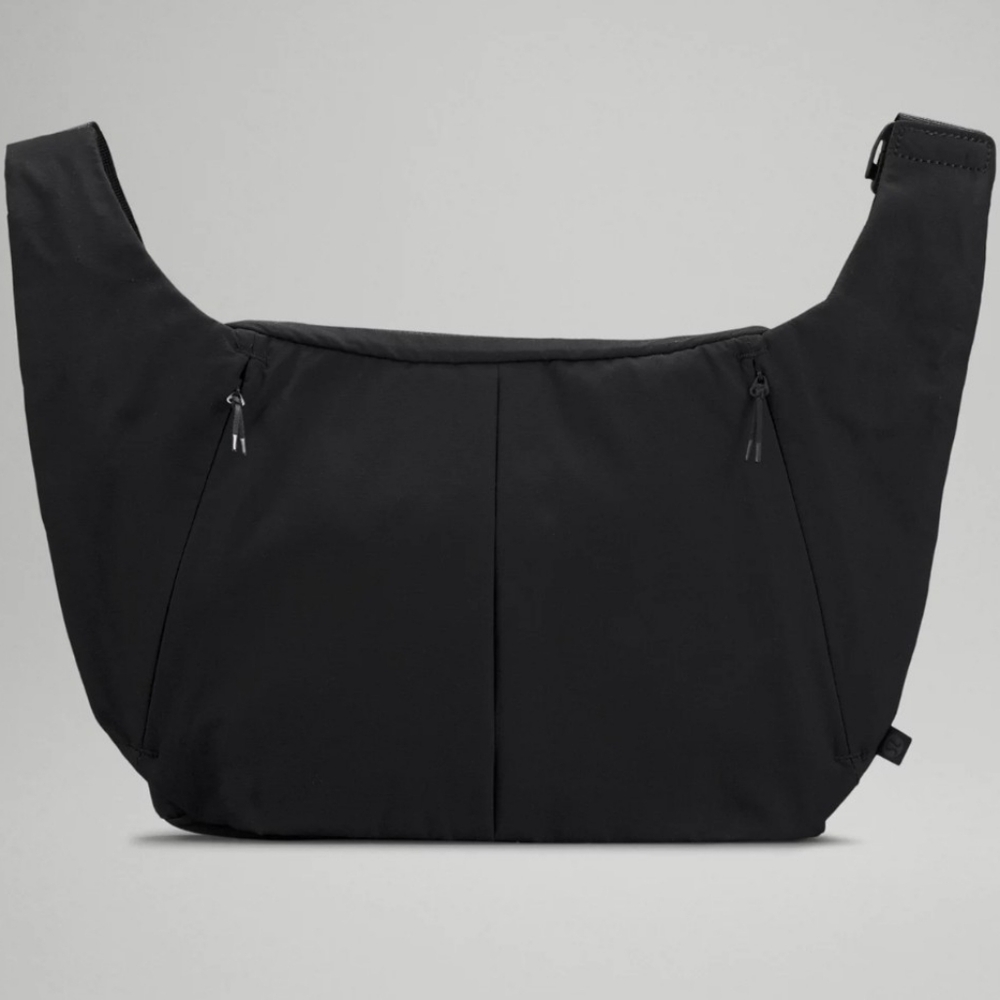 Lululemon Hugged Crossbody